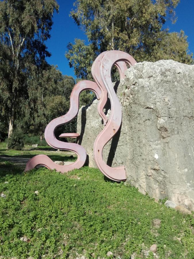 אצלנו - בגליל העליון Leilighet Qiryat Shemona Eksteriør bilde